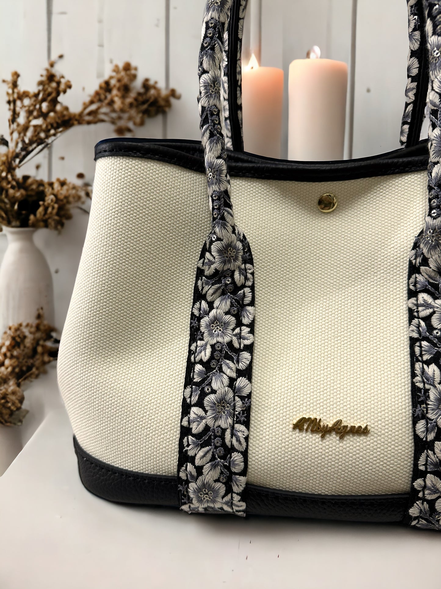 《手縫皮系列》Limited Edition Embordery handle Renee bag