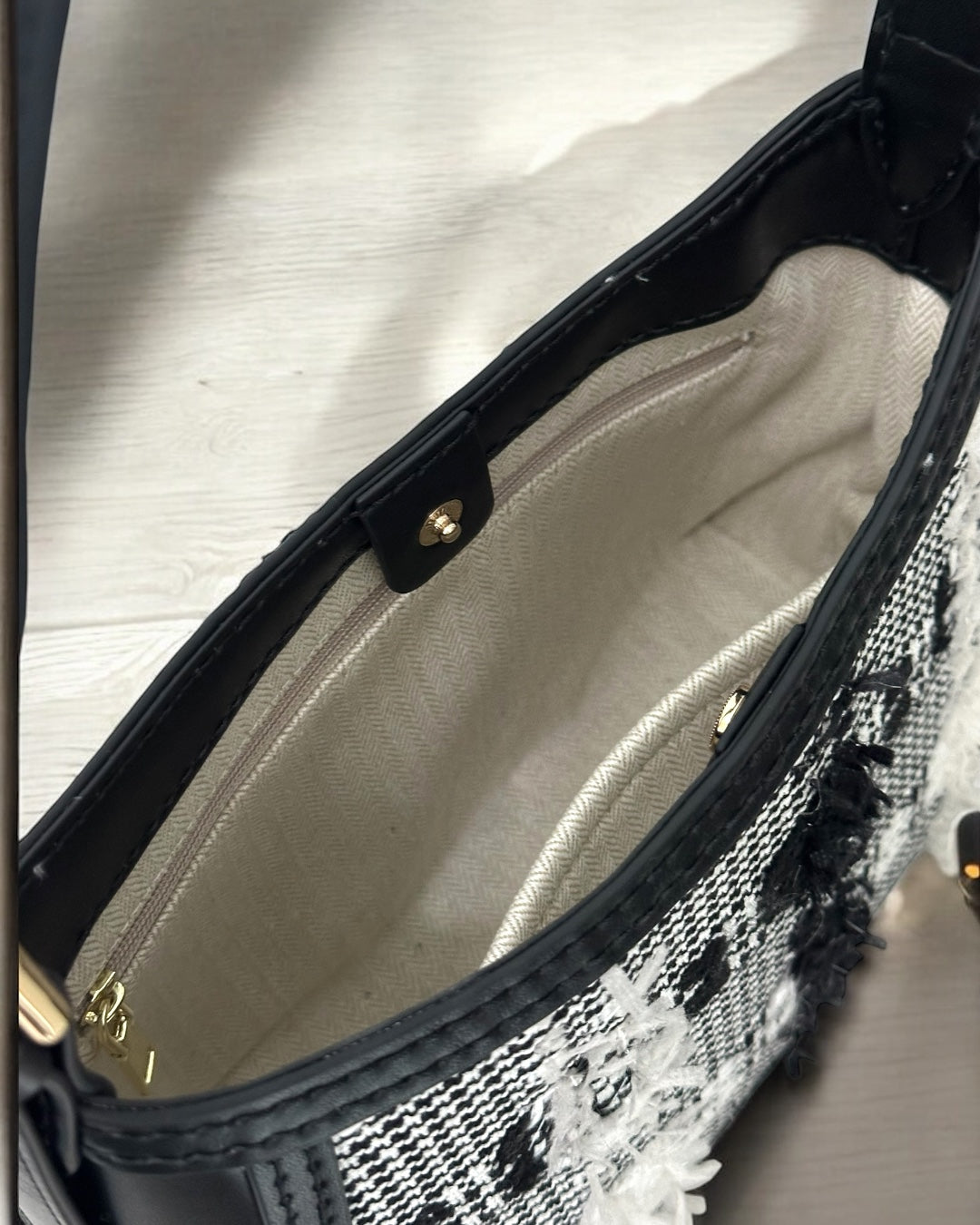 Athena bag - 黑白質感Tweed布