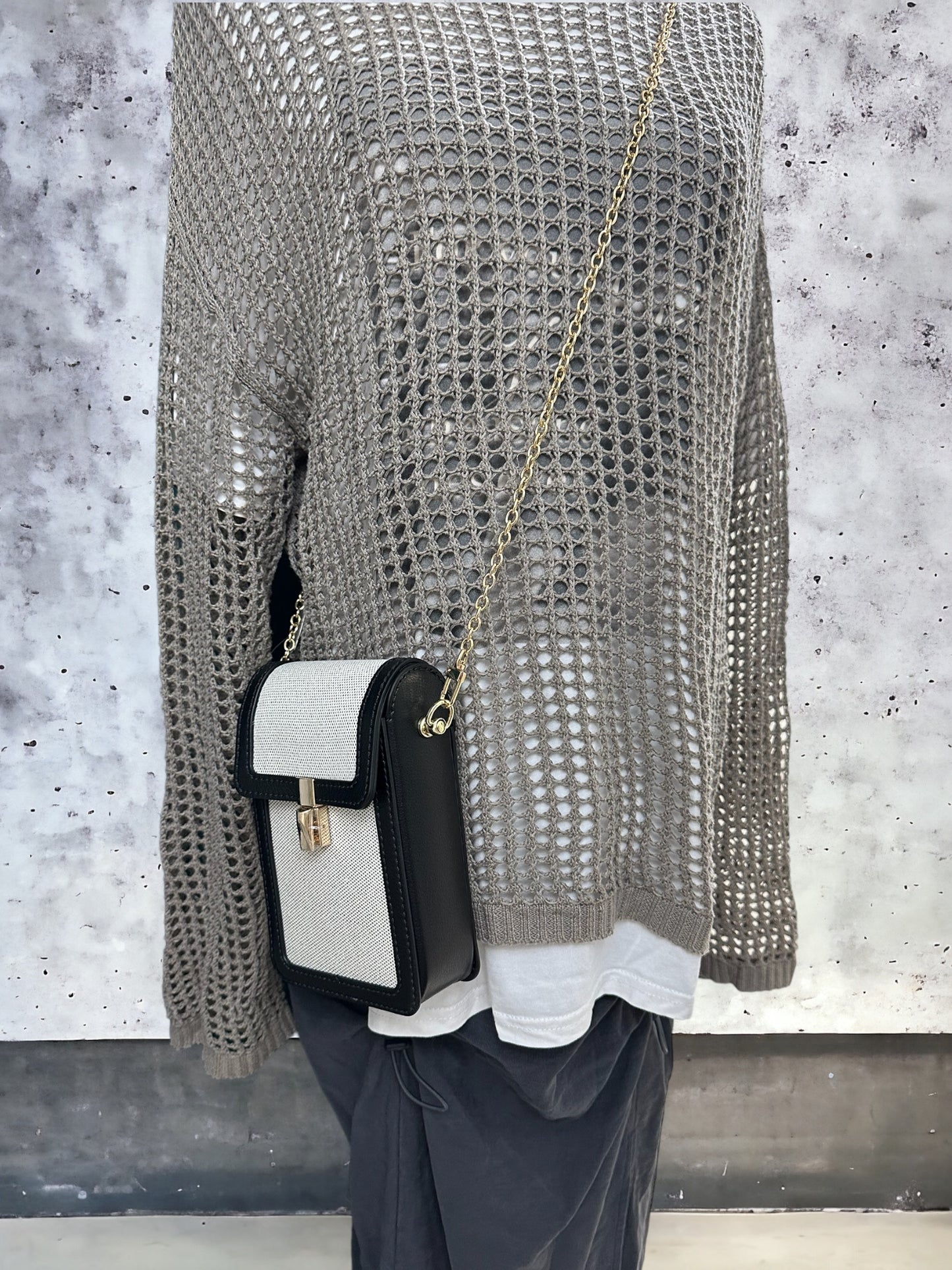 《手縫皮系列》手機包 ~多款入