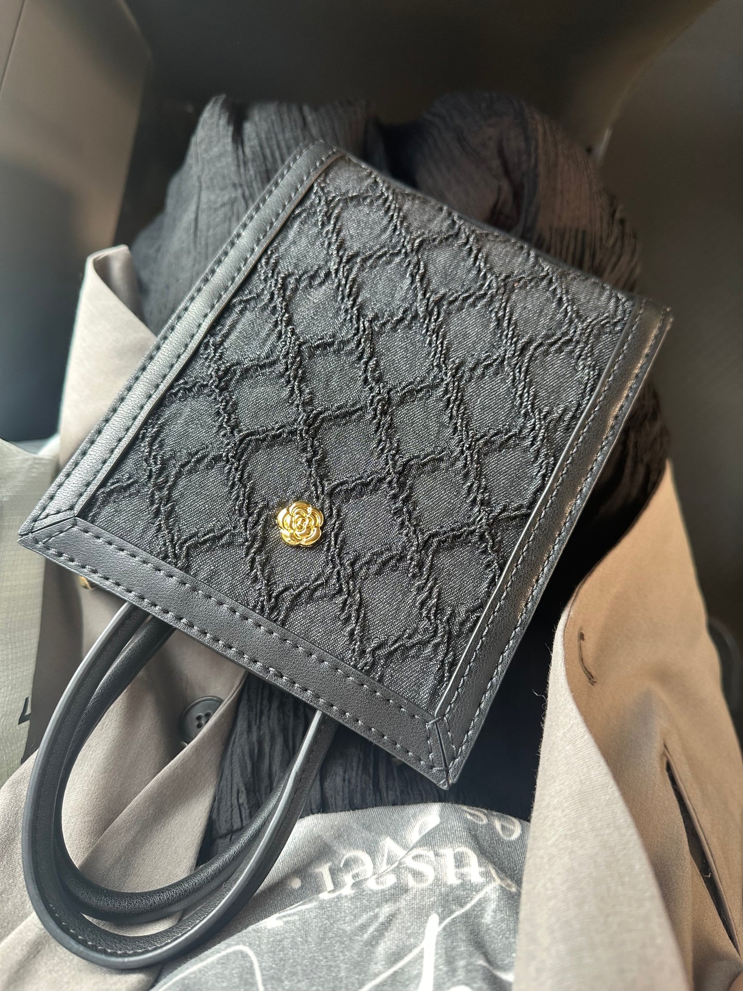 《手縫皮系列》Helen bag - 皺褶牛仔 (H…The corner寄賣中)