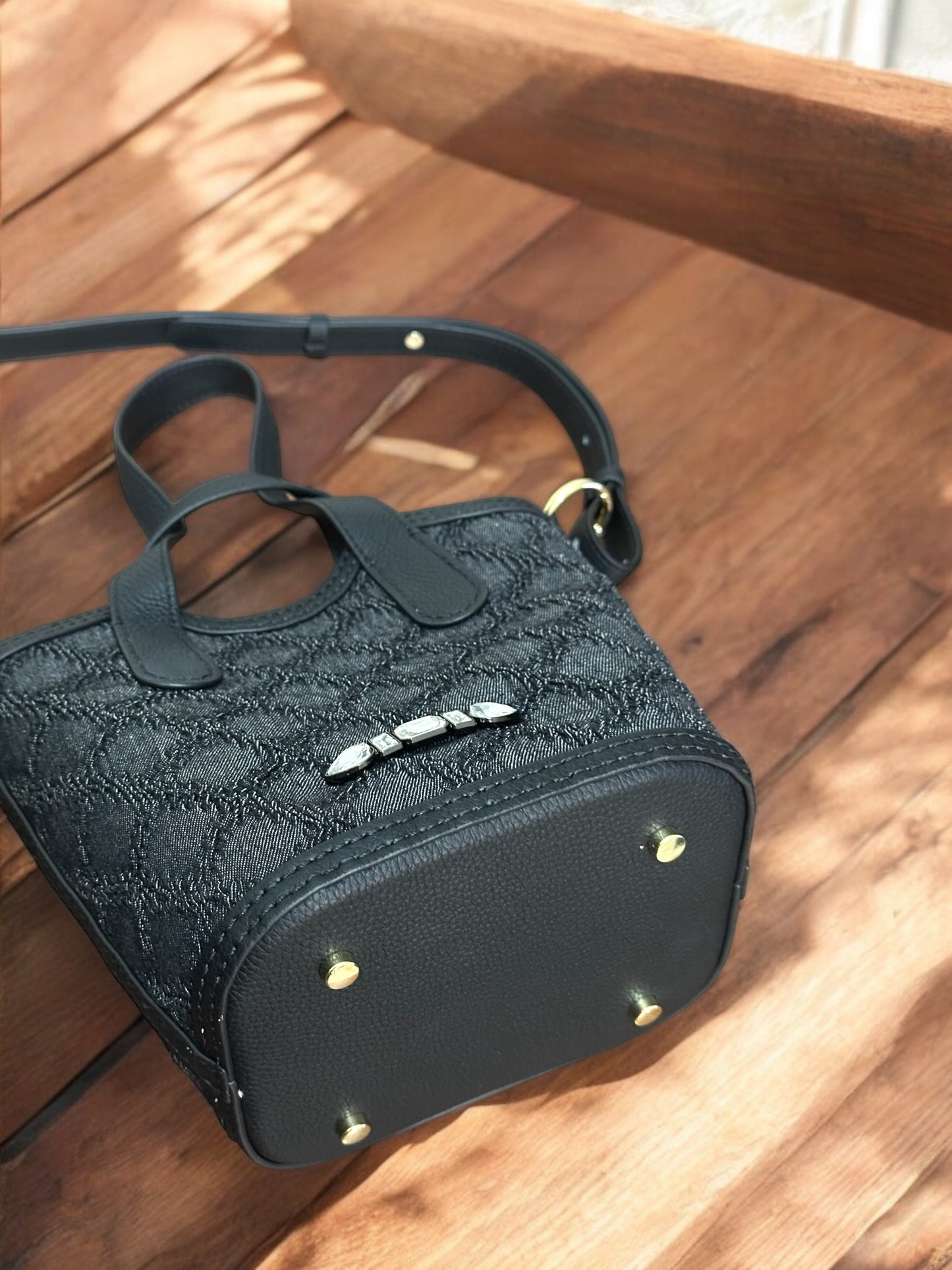 《手縫皮系列》 Anya Bag - Textured Denim