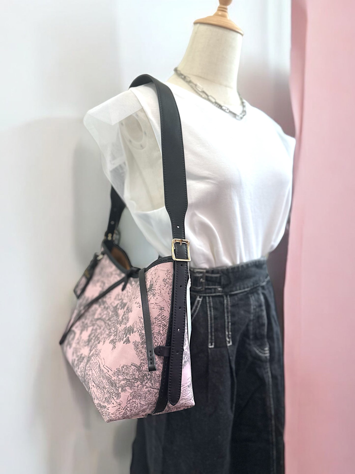《手縫皮系列》 Nora bag - Purple Forest (@H…the corner寄賣)