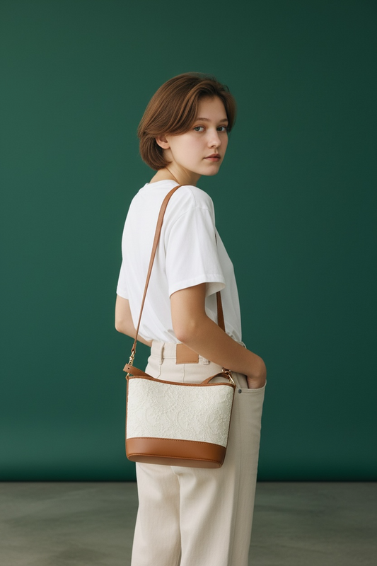 《手縫皮系列》 Aileen Bag - heavy Embroidery (@H…the corner寄賣）