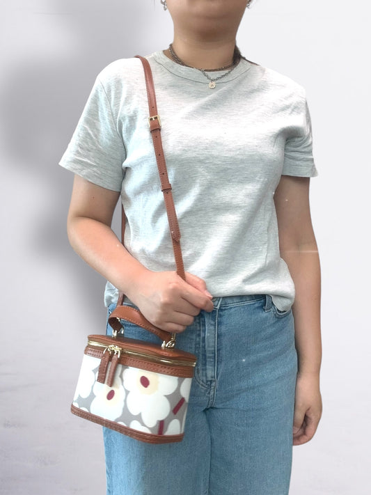 《手縫皮系列》  Gemma bag - Marimekko 灰白花