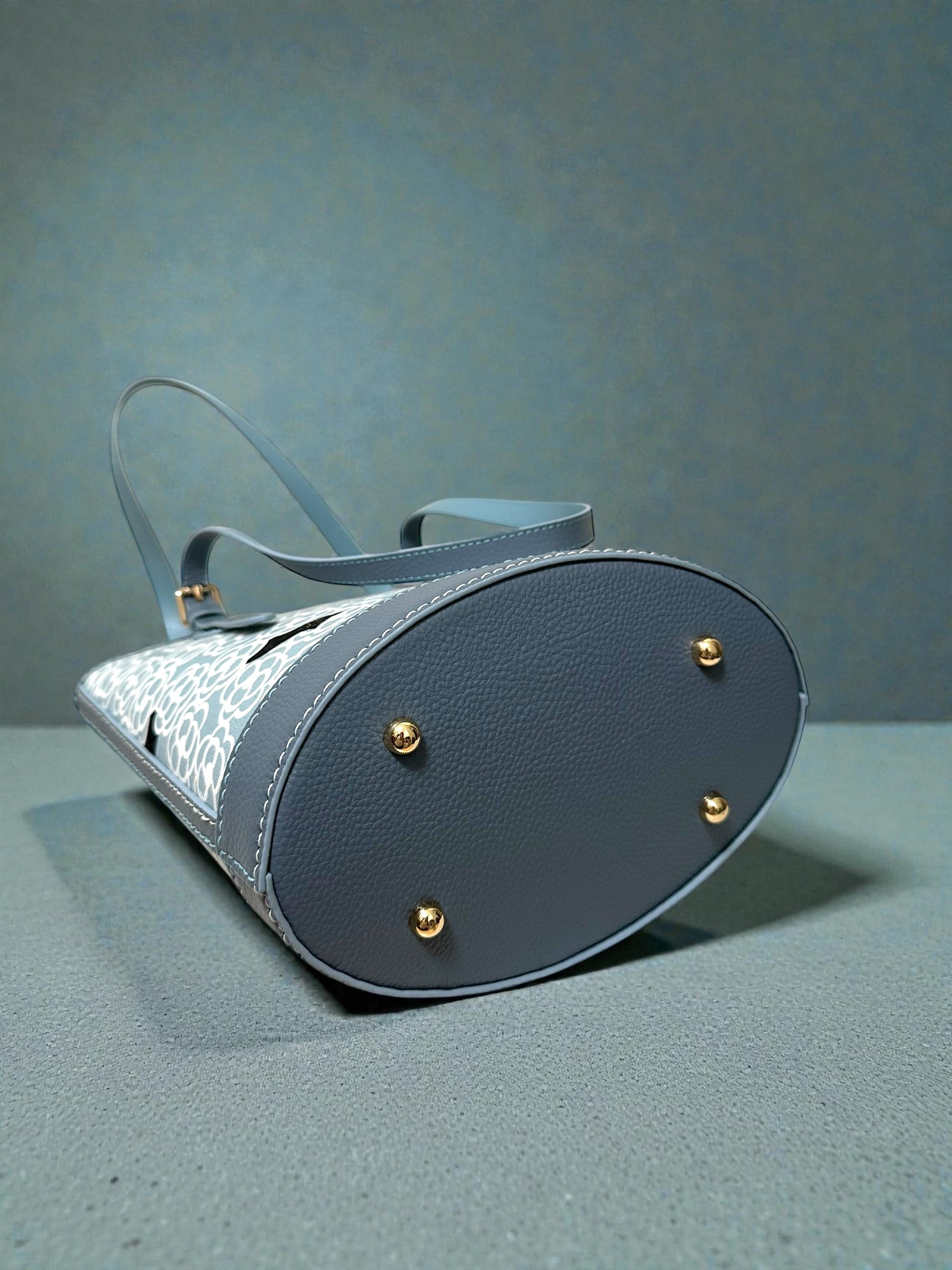 山茶花猫咪Tote Bag