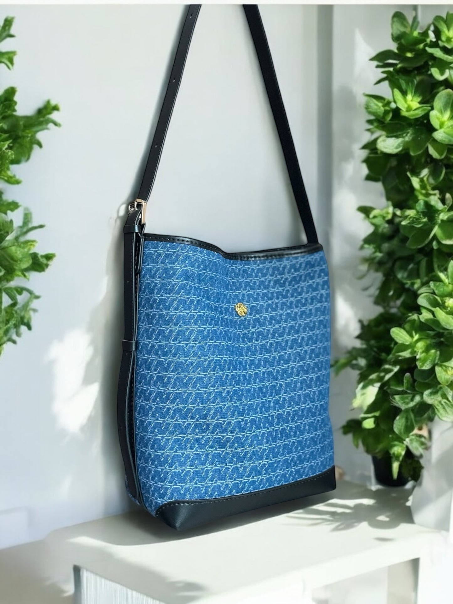 《手縫皮系列》  Alyssa bag - N字提花牛仔/ BK