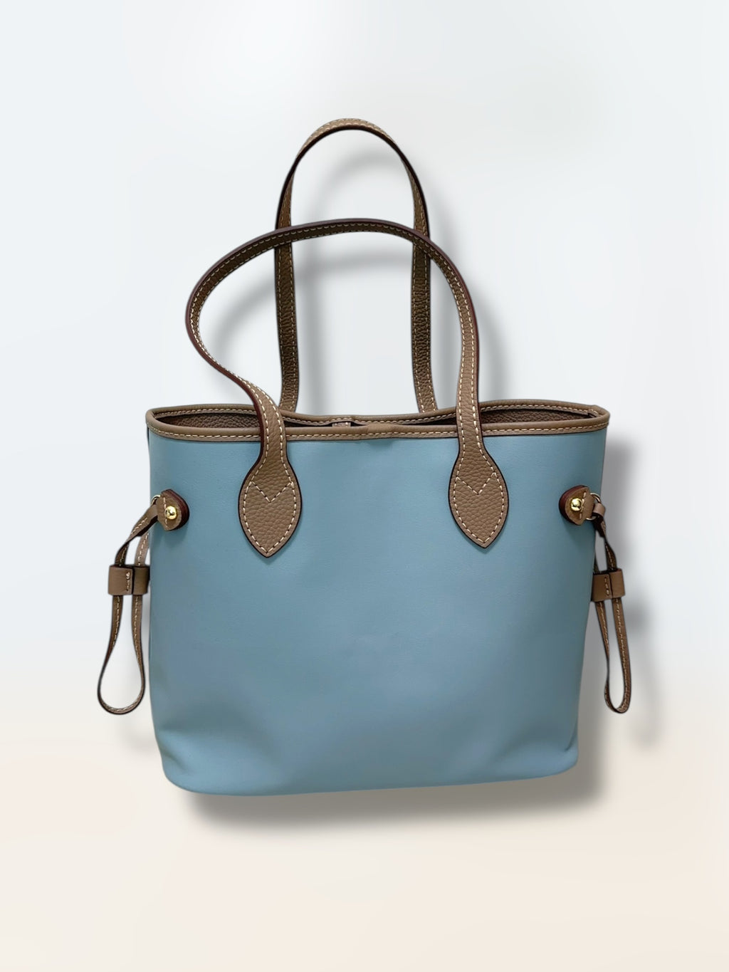 Blue tote bag