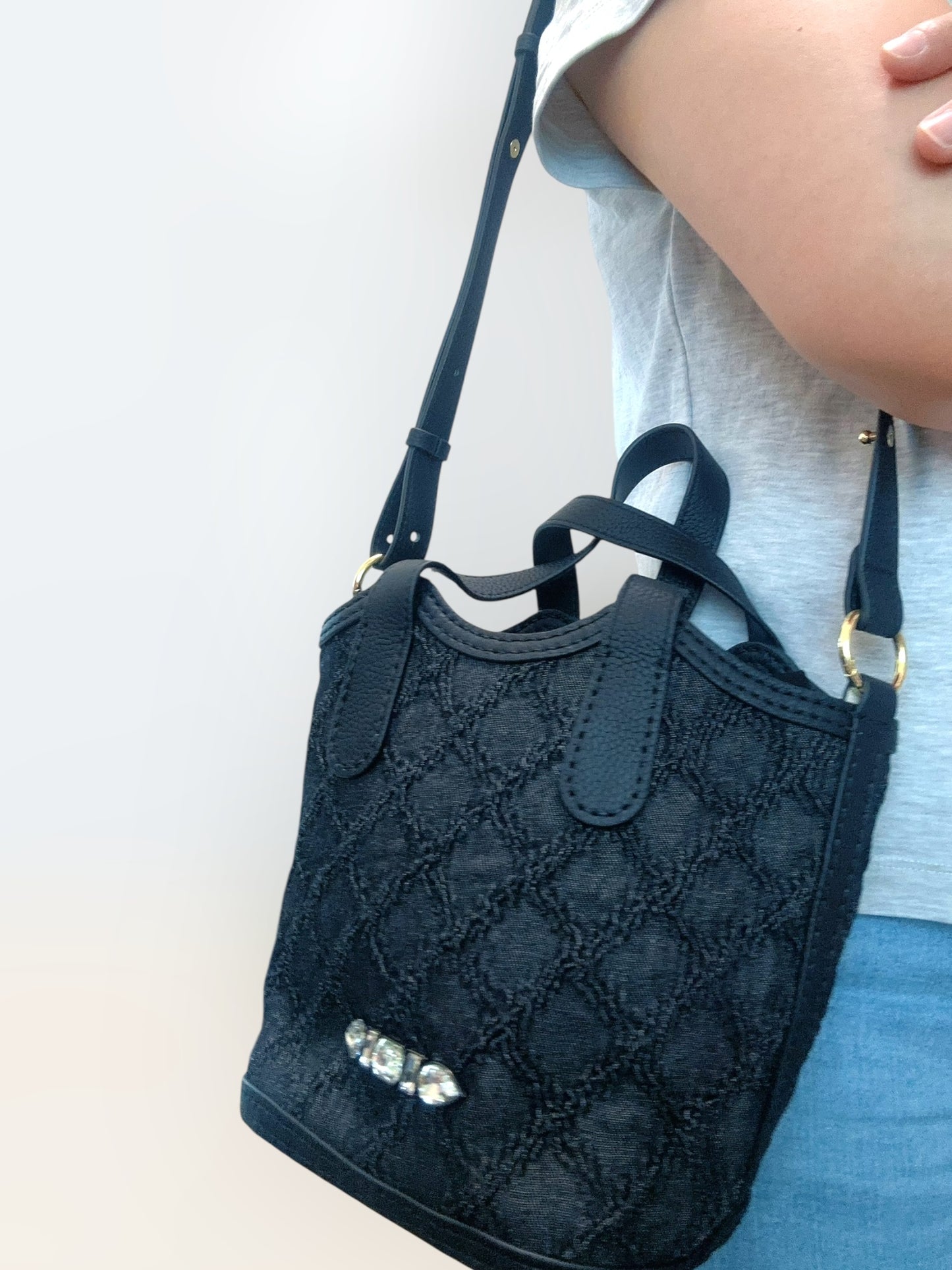 《手縫皮系列》 Anya Bag - Textured Denim