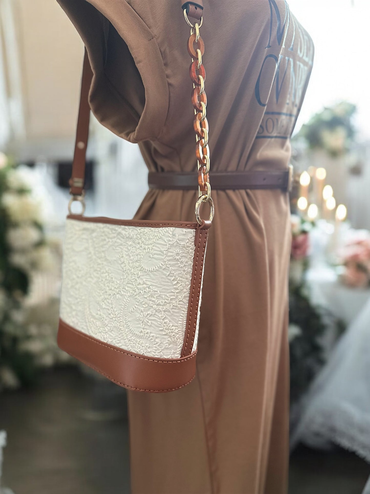 《手縫皮系列》 Aileen Bag - heavy Embroidery (@H…the corner寄賣）